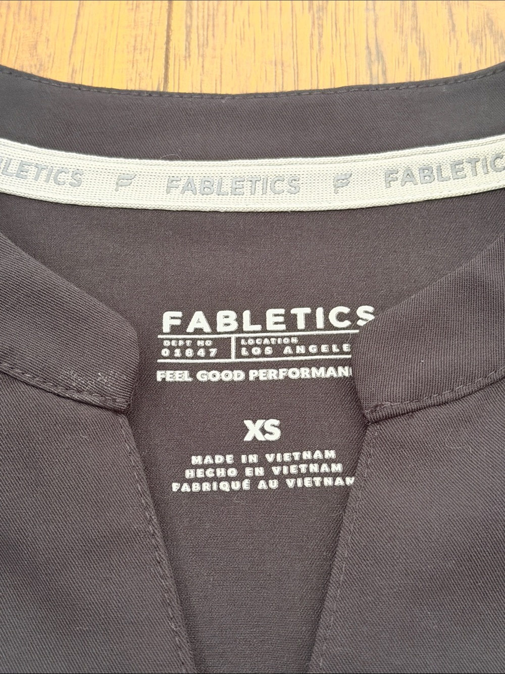 Fabletics Scrub Top - Picture 4 of 5